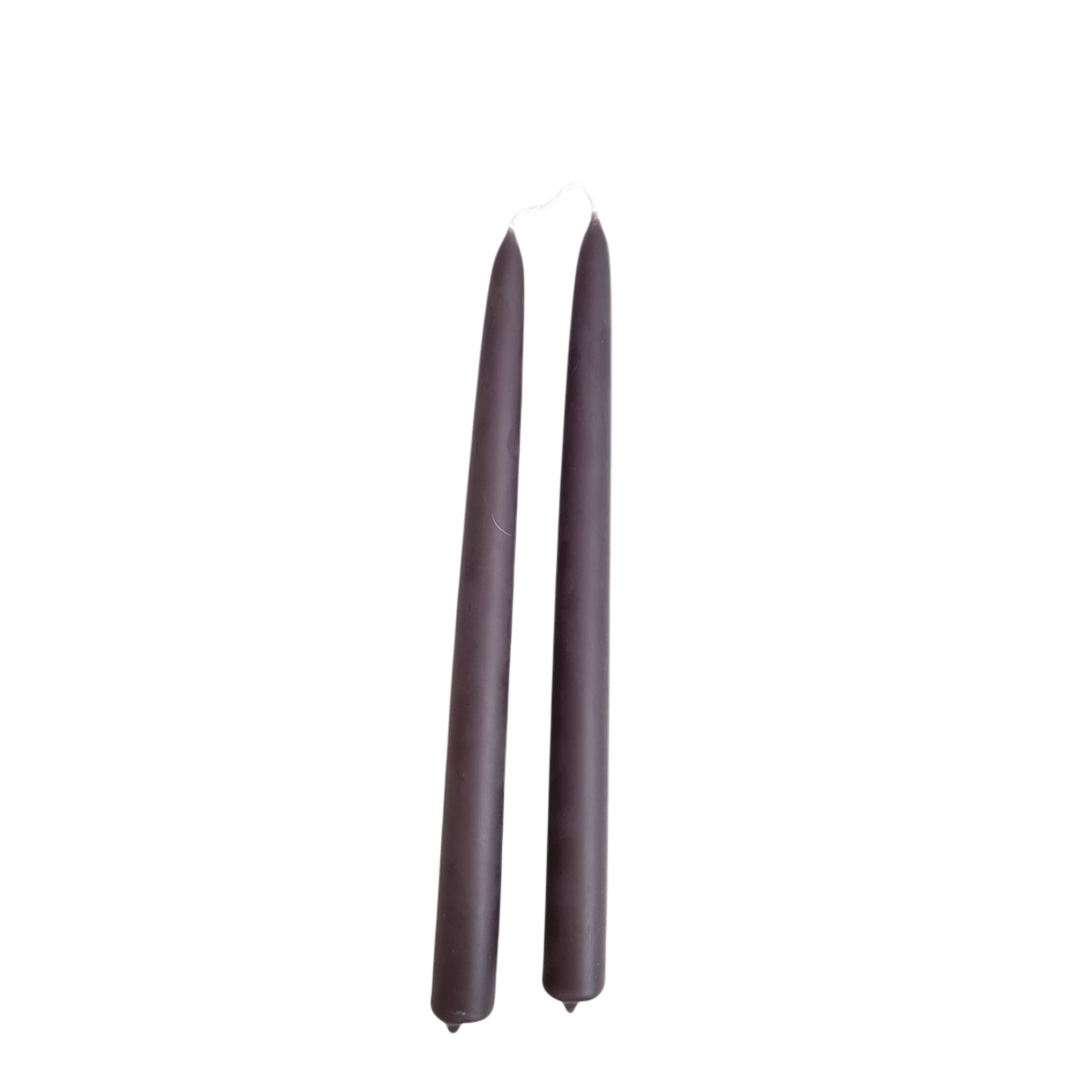 hand-dipped beeswax taper candles made with plant based pigments for an eco-friendly, elegant elevated accent. 
